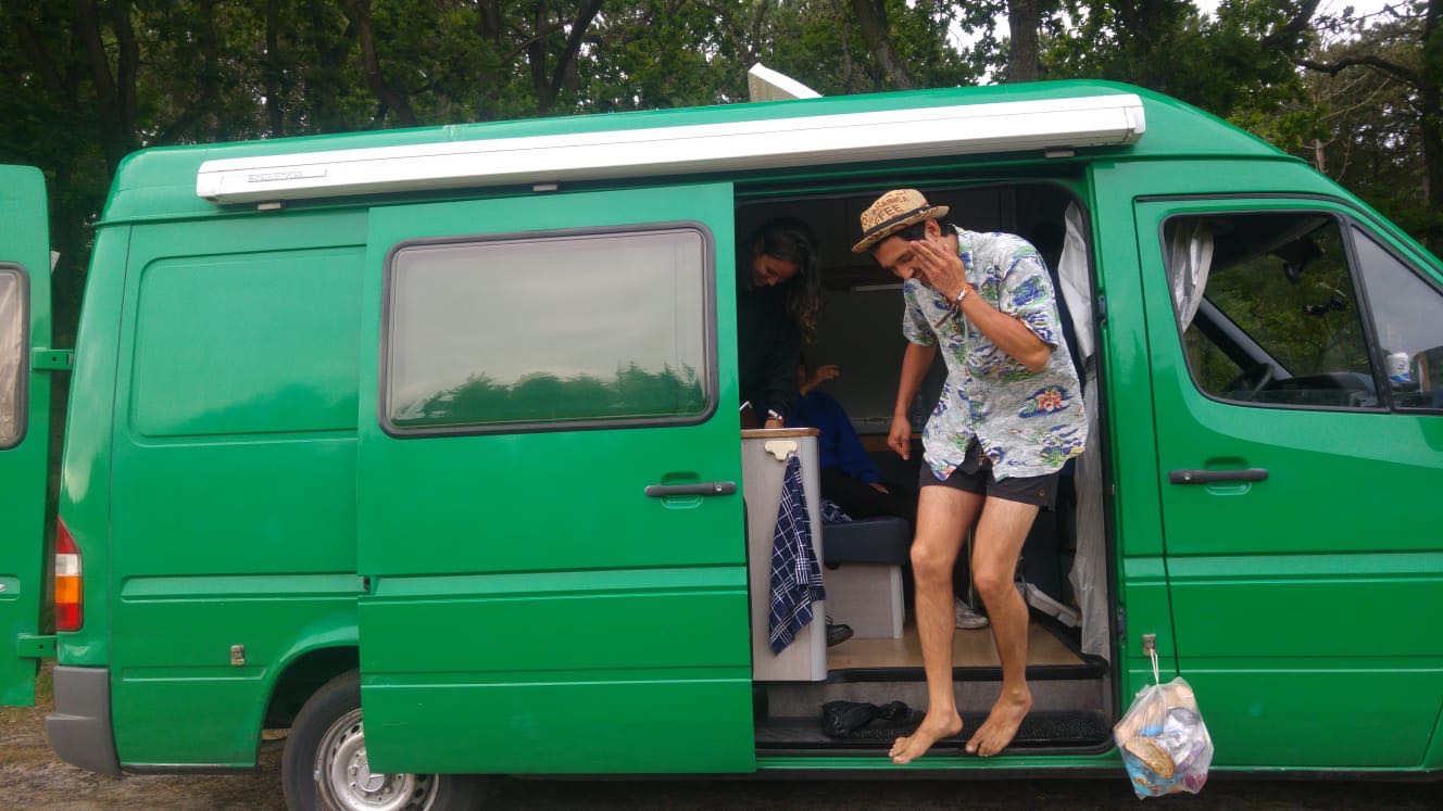 Kylian Minken vertelt ons hoe we allemaal al perfect zijn, zonder er iets voor te hoeven doen. 